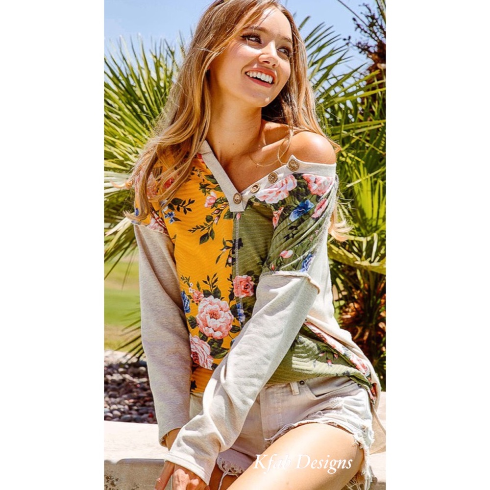 ❤️LAST ONE! V Neck Floral Soft Color Block Henley Top! - Picture 13 of 15
